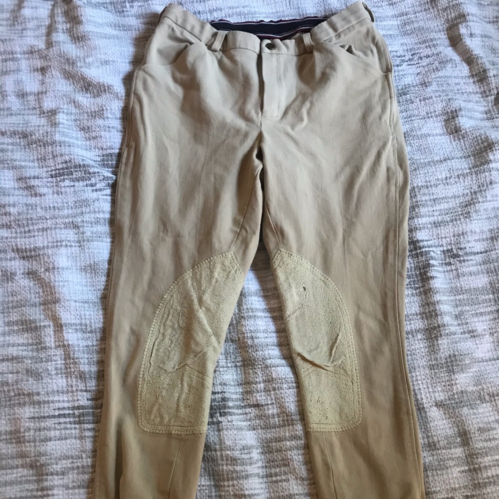 Women’s Tan knee patch breeches size 32